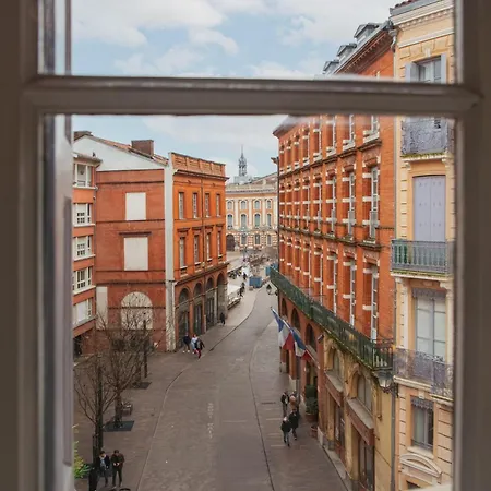La Planete 612 - Vue Capitole Apartmán *